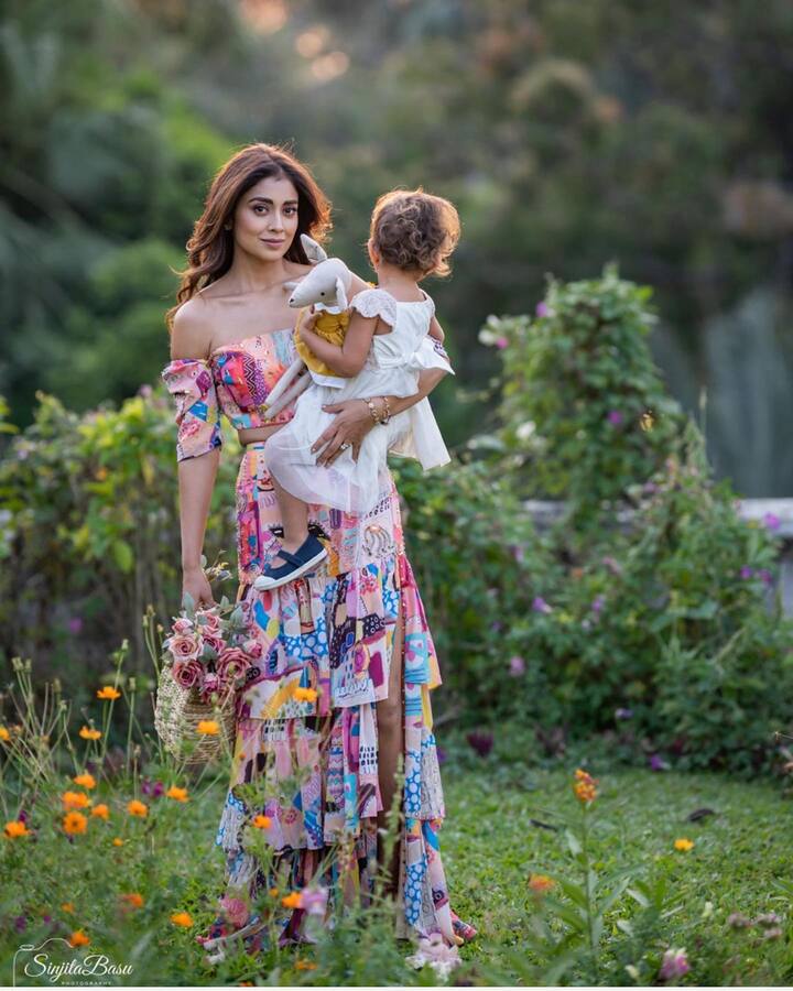 కూతురితో శ్రియ శరణ్ క్యూట్ ఫోటోలు -Image Credit: Shriya Saran/Instagram