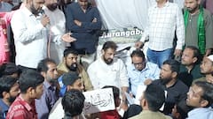 Sambhaji Nagar: अन् नवरदेव थेट नामांतराच्या विरोधातील उपोषणास्थळी पोहचला, पाहा फोटो