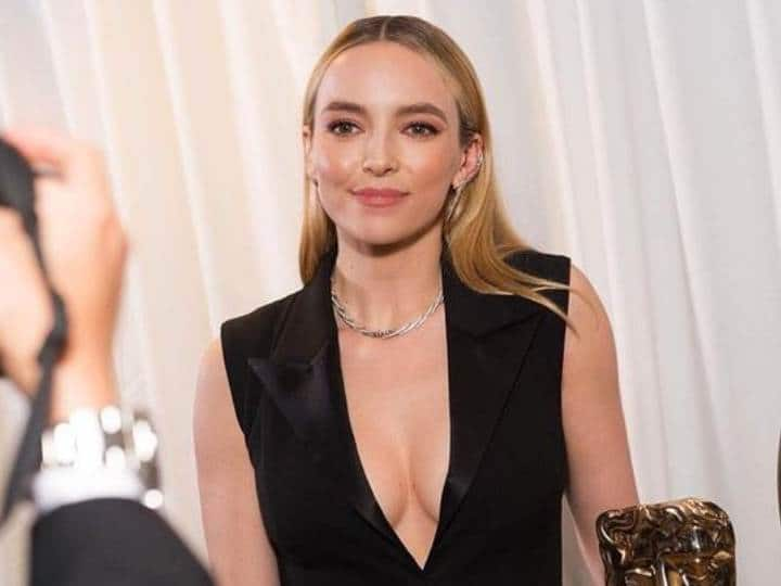 Jodie Comer: जोडी कॉमर एक अंग्रेजी अभिनेत्री हैं. इनका जन्म लिवरपूल मर्सीसाइड इंग्लैंड यूके में 11 मार्च 1993 को हुआ है.  