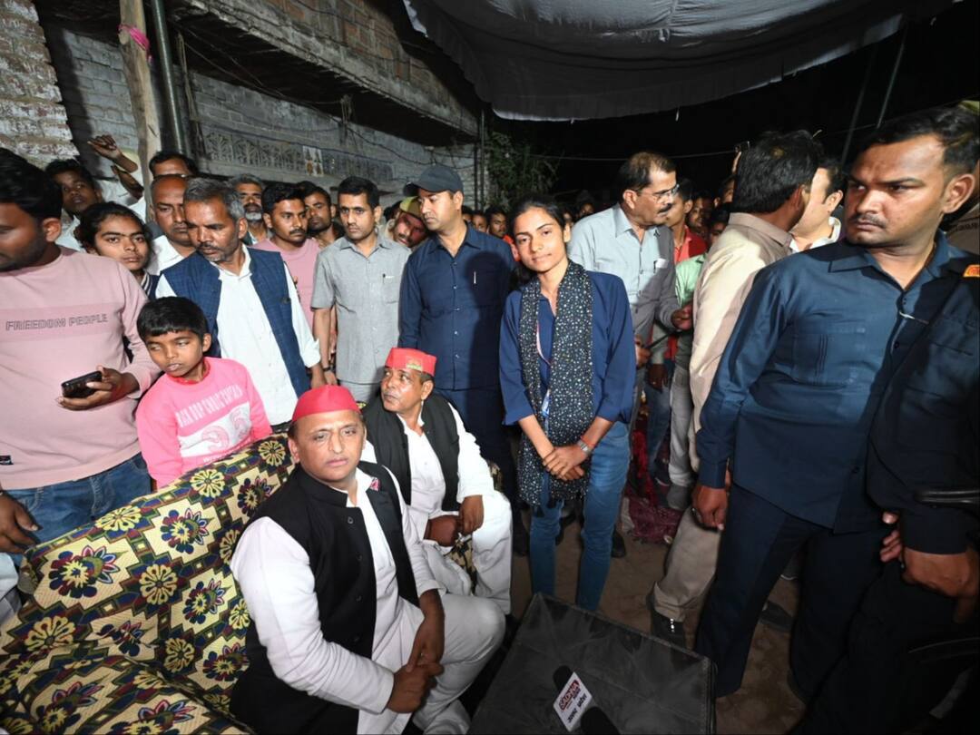 UP Double Murders Rose Under So-Called Double Engine Govt: Akhilesh Yadav Slams BJP Over Amethi Incident UP Double Murders Rose Under So-Called Double Engine Govt: Akhilesh Yadav Slams BJP Over Amethi Incident UP Double Murders Rose Under So-Called Double Engine Govt: Akhilesh Yadav Slams BJP Over Amethi Incident