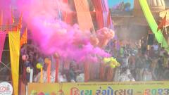 Holi 2023: સાળંગપુર હનુમાનજી મંદિરમાં 25 હજાર કિલો રંગથી ઉજવાયો રંગોત્સવ, ભક્તોની ઉમટી ભીડ