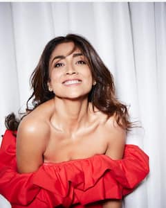 Shriya Saran: लाल ड्रेसमध्ये श्रिया सरनचा बोल्ड लूक, पार्टीसाठी जबरदस्त आहे आऊटफिट