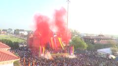 Holi 2023: સાળંગપુર હનુમાનજી મંદિરમાં 25 હજાર કિલો રંગથી ઉજવાયો રંગોત્સવ, ભક્તોની ઉમટી ભીડ