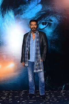 Ajay Tabbu: এই প্রথম হিন্দি ছবির ট্রেলার আইম্যাক্স থ্রিডিতে, অনুরাগীদের মন কাড়লেন অজয়, তব্বু