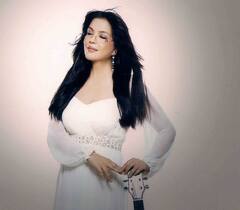 Zahaan Khan Photos: टॉल, डार्क और हैंडसम हैं ग्लैमर गर्ल जीनत अमान के बेटे, स्टाइल में देते हैं स्टार्स को टक्कर