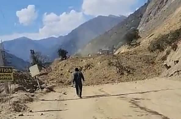 Jammu Kashmir Landslide Death National Highway In Ramban Rescue Operation Jammu: Landslide On J&K National Highway In Ramban,1 Killed, Traffic Suspended
