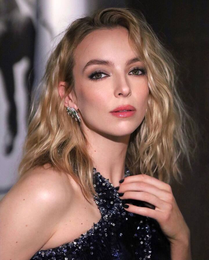 ડિસેમ્બર 2018માં  બ્રિટિશ વોગ મેગેઝિને જોડી કોમરને તેમની 