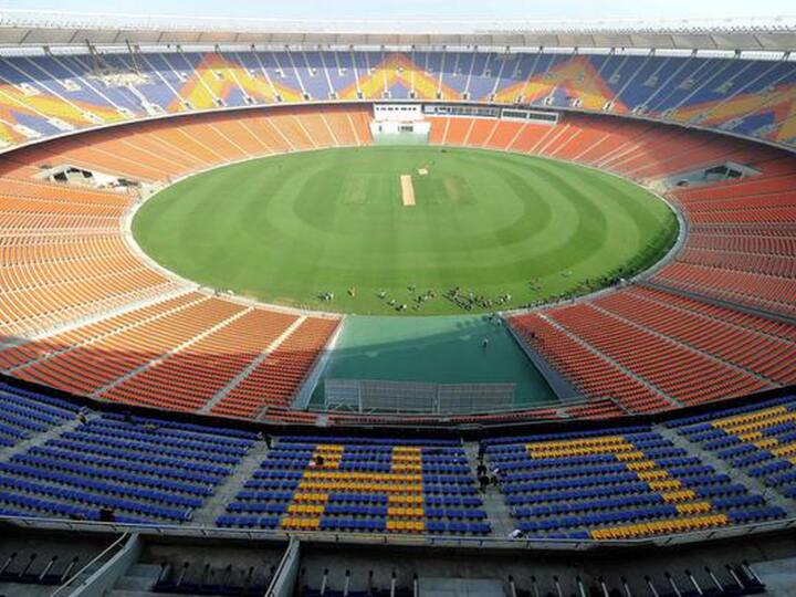 IND vs AUS: अहमदाबाद टेस्ट में बनेगा वर्ल्ड रिकॉर्ड, पहले दिन करीब एक लाख दर्शकों के स्टेडियम आने की उम्मीद More than one lakh people may come to watch Test match on the first day at the Narendra Modi Stadium in Ahmedabad IND vs AUS IND vs AUS: अहमदाबाद टेस्ट में बनेगा वर्ल्ड रिकॉर्ड, पहले दिन करीब एक लाख दर्शकों के स्टेडियम आने की उम्मीद