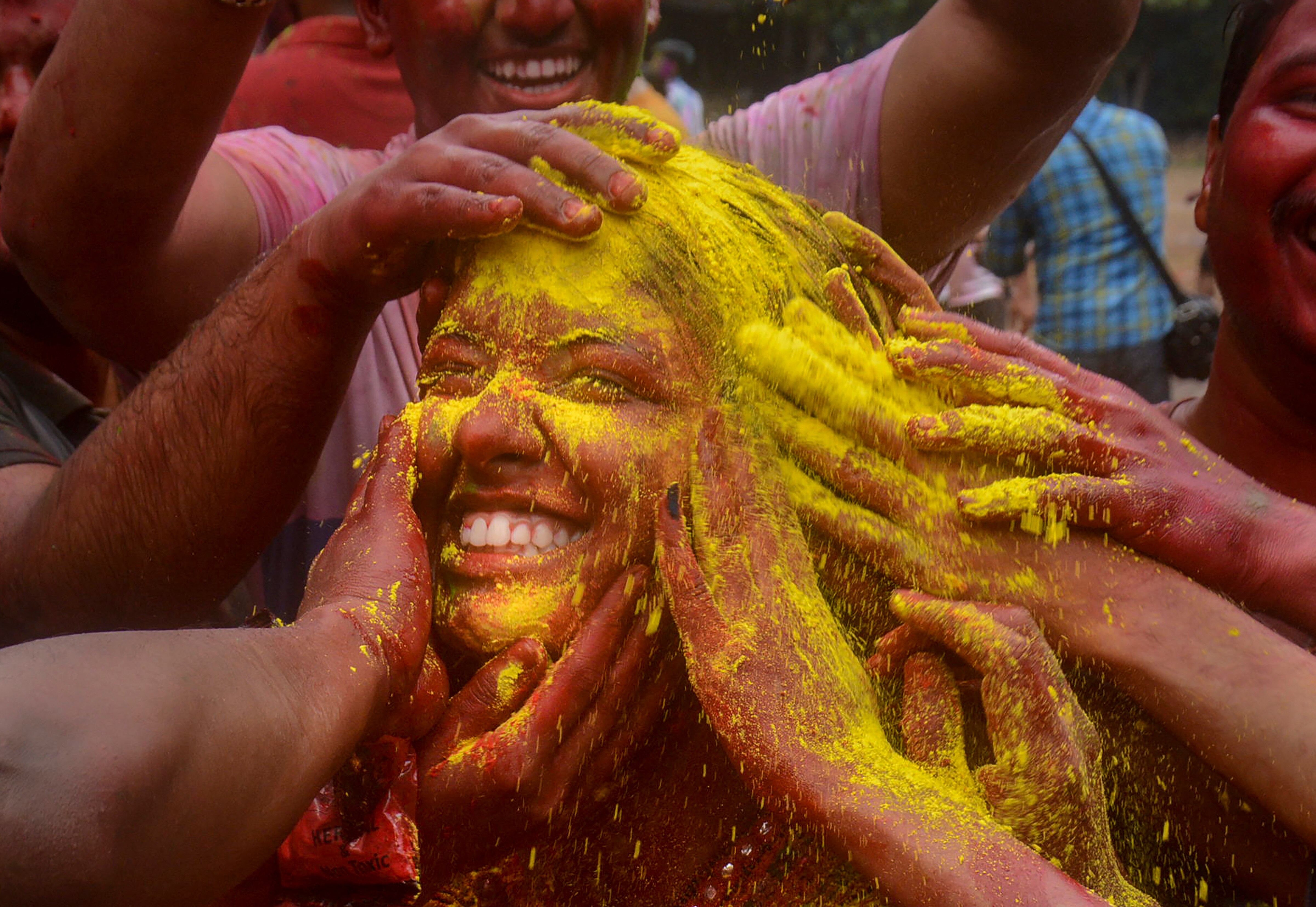 Holi 2023: India Rebounds From Pandemic As People Celebrate Festival Of Colours With Fervour