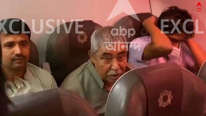 বিমানের শেষ প্রান্তের আসনে এদিন বসেন অনুব্রত। জানা যায়, ইউকে ভিস্তারা সেভেন থ্রি এইটের ৪৫ নম্বর আসনে বসেন তিনি। অনুব্রত-র দু'পাশে ছিলেন ইডি আধিকারিকরা।