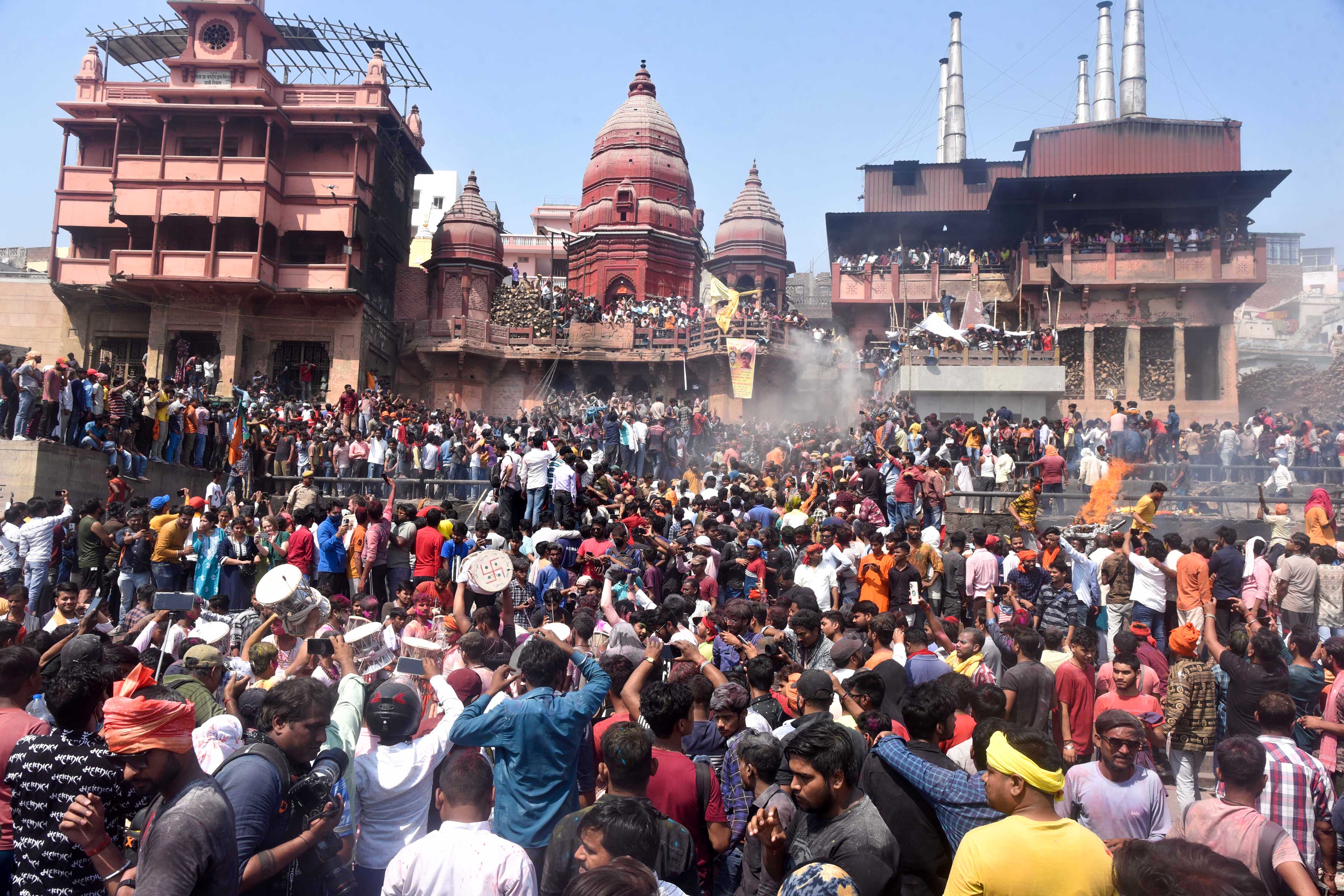 Holi 2023: India Rebounds From Pandemic As People Celebrate Festival Of Colours With Fervour