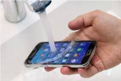 ਕਿਵੇਂ ਪਤਾ ਲੱਗੇਗਾ ਕਿ ਤੁਹਾਡਾ ਸਮਾਰਟਫੋਨ Waterproof ਹੈ ਜਾਂ ਨਹੀਂ?