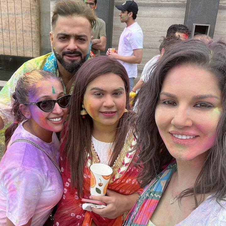 sunny leone holi nude pics