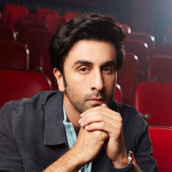 Ranbir Kapoor ने Pathaan, Alia Bhatt और Raha पर क्या झूठ बोला ? | ENT LIVE