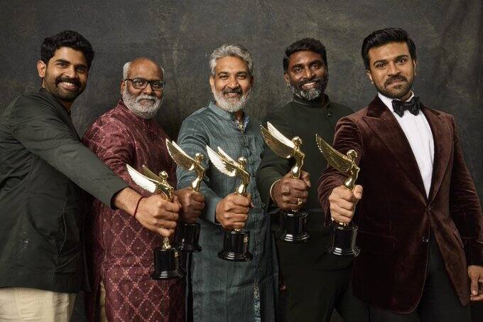 இந்திய சினிமாவில் இருந்து ஆர் ஆர் ஆர் படம், சிறந்த பாடலுக்கான பிரிவில் பரிந்துரைக்கப்பட்டுள்ளது. முன்னர் கோல்டன் க்ளோபல் விருதை நாட்டு நாட்டு பாடல் வென்றது.