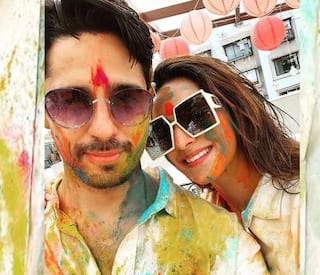 Sidharth Kiara Holi: 'પતિ-પત્ની' સિદ્ધાર્થ-કિયારાએ આ રીતે ઉજવી હોળી