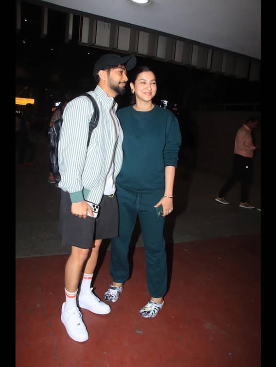 Parents-To-Be Gauahar Khan And Zaid Darbar Pose Together