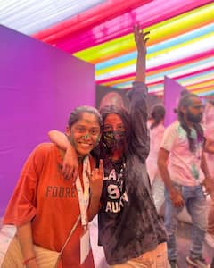 Shenaaz Gill Celebrates 'Rang Bhari Holi, Khushiyoo Wali Holi', See Pics