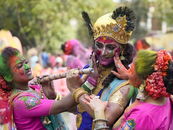 Dol Purnima 2023 Holi And Basant Utsav Celebrations Take Over West Bengal And Tripura Streets