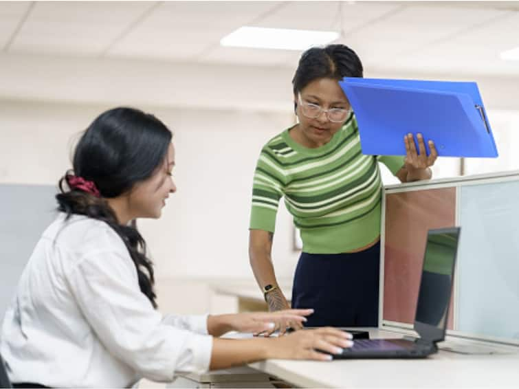 International Womens Day Contribution Of Women Entrepreneurs Towards India's Economic Growth. How They Are Shaping The Future Contribution Of Women Entrepreneurs Towards India's Economic Growth. How They Are Shaping The Future