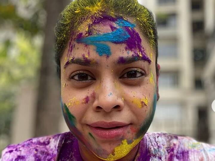 Sumona Chakravarti ने खेली ऐसी होली, फैंस बोले- पहचानी नहीं जा रहीं Sumona Chakravarti played Holi like Crazy fans Unable To Recognize Sumona Chakravarti ने खेली ऐसी होली, फैंस बोले- पहचानी नहीं जा रहीं