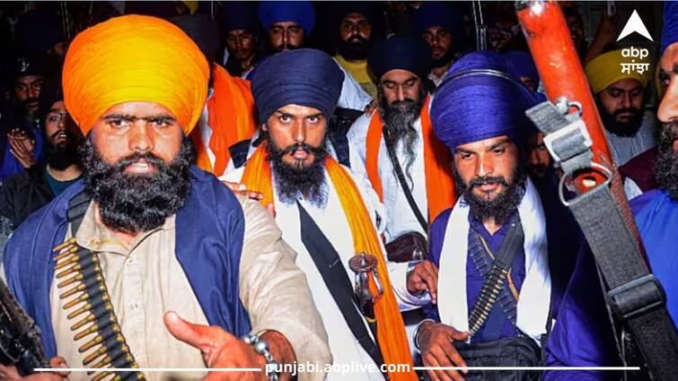 arms license of 9 supporters carrying arms with amritpal singh will be canceled Punjab News: ਪੰਜਾਬ ਪੁਲਿਸ ਨੂੰ ਹਜ਼ਮ ਨਹੀਂ ਹੋ ਰਿਹਾ ਅਜਨਾਲਾ ਥਾਣੇ ਵਾਲਾ ਕਾਂਡ, ਭਾਈ ਅੰਮ੍ਰਿਤਪਾਲ ਸਿੰਘ ਦੇ ਹਥਿਆਰਬੰਦ ਹਮਾਇਤੀਆਂ ਖਿਲਾਫ ਕਾਰਵਾਈ ਦੀ ਪਲਾਨਿੰਗ