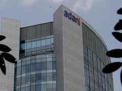 అదానీ స్టాక్స్‌కు గట్టి షాక్‌ - వ్యూహాత్మక సూచీల నుంచి ఔట్‌