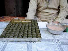 होली पर शुभम ने मांगी भांग की गोली तो परेशान हो गया Zomato, फिर दिल्ली पुलिस ने ली फिरकी