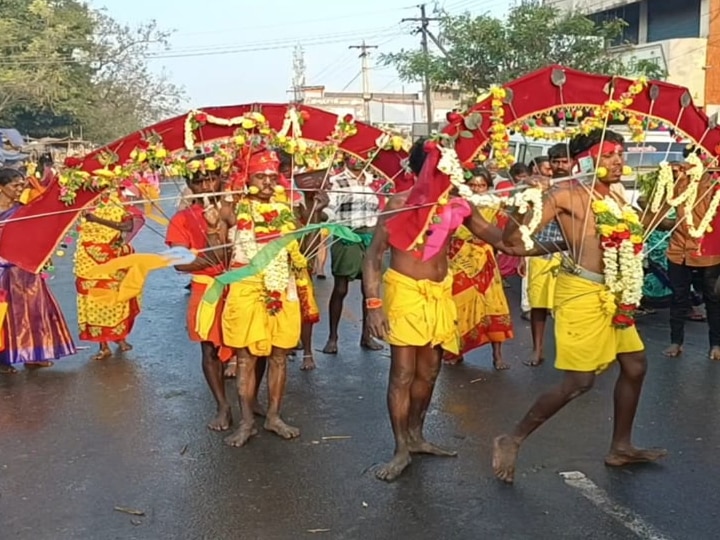 நத்தம் மாரியம்மன் கோவில் மாசி பெருந்திருவிழா - நேர்த்திக்கடன் செலுத்திய பக்தர்கள்