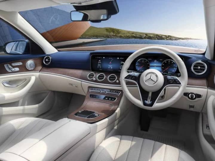 Luxury cars selling after corona mercedes car selling in 2022 luxury car selling increased in 2022 Highest Selling Luxury Car: 2022 में 50% बढ़ गई लग्जरी कारों की बिक्री, सबसे ज्यादा खरीदी गईं मर्सिडीज-बेंज कारें