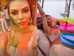 Sherlyn chopra ने मस्ती में खेली होली, ढोल पर बैठ कर किया धमाकेदार डांस