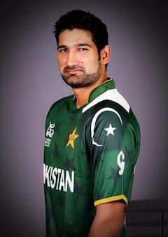 Sohail Tanveer: ধোনিদের ধ্বংস করে দিয়েছিলেন, অবসর নিলেন রাজস্থানকে আইপিএল জেতানো পাক পেসার