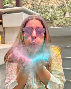 Holi 2023: Hina Khan Goes In 'Balam Pichkari' Mode As She Celebrates Holi With Beau Rocky Jaiswal | PICS