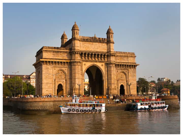 Mumbai's Iconic Gateway Of India Awaits Restoration After Archaeology Dept Finds Cracks In Its Facade Mumbai's Iconic Gateway Of India Awaits Restoration After Archaeology Dept Finds Cracks In Facade