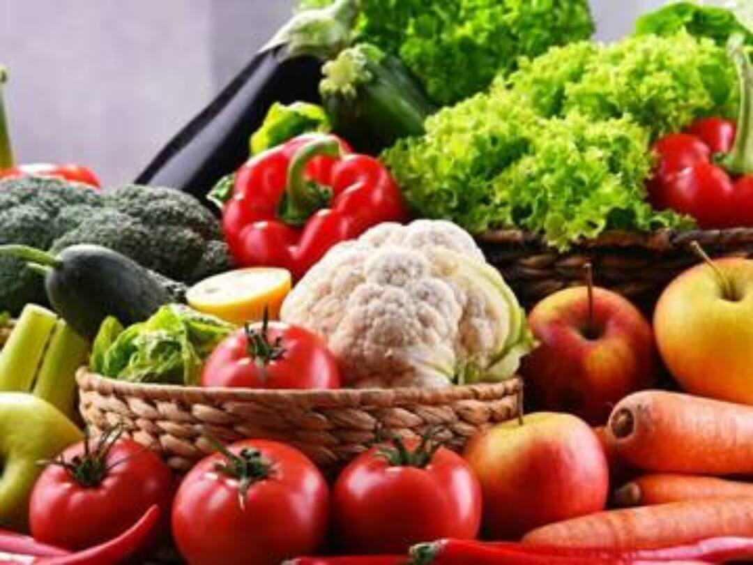 vegetable price list for 8th march 2023 in koyambedu market chennai Vegetables Price: மவுசு ஏறிய நாட்டு தக்காளி.. தேங்காய் இவ்வளவா?.. இன்றைய காய்கறி விலை பட்டியல் இதுதாங்க!