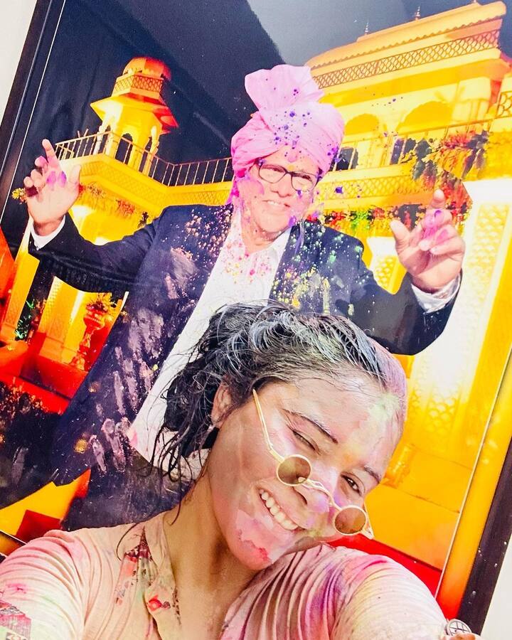 स्टार प्लस के पॉपुलर शो अनुपमा में पाखी की भूमिका निभाकर पॉपुलैरिटी हासिल करने वाली मुस्कान बामने किसी पहचान की मोहताज नहीं हैं.