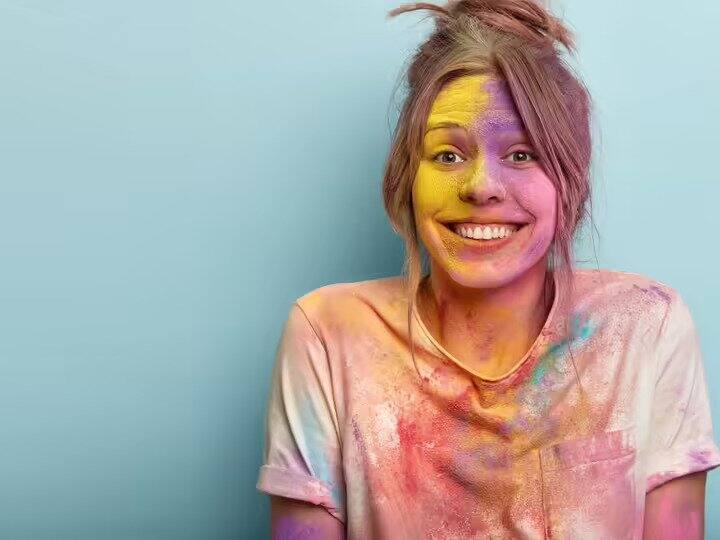Bath After Holi know how to remove colour after holi and be secure with infection Holi 2023: होली खेलने के बाद इन खास तरीके से नहाएं.. नहीं होगा किसी भी तरह का इन्फेक्शन