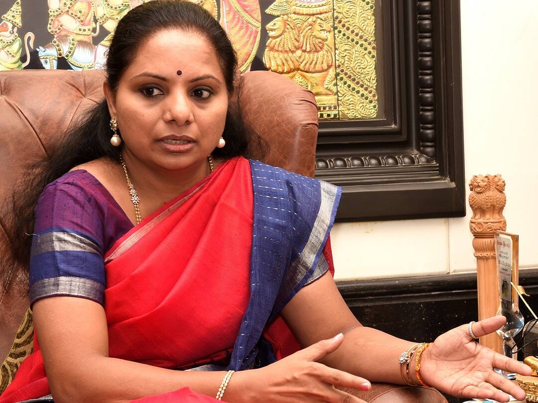 MLC Kavitha responds over ED notices in Delhi liquor scam case Kalvakuntla Kavitha: ‘తెలంగాణ తలవంచదు, మమ్మల్ని లొంగదీసుకోలేరు’ - ఈడీ నోటీసులపై స్పందించిన ఎమ్మెల్సీ కవిత