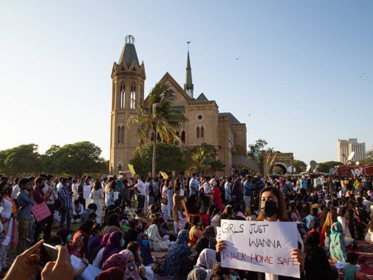 Aurat March 2023 More Women In Climate Change Decision: Aurat March Organisers In Pakistan List Demands More Women In Climate Change Decision: Aurat March Organisers In Pakistan List Demands