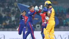 DC-W vs UPW-W: দিল্লির হয়ে ব্যাট, বলে জ্বলে উঠলেন জোনাসেন, ৪২ রানে হারল ইউপি