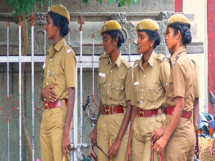 Women's Day: Madurai City Police Commissioner announce one day leave will given to women constables மகளிர் தினத்தில் விடுமுறை வேண்டுமா? பெண் போலீஸூக்கு இருக்கு.. மதுரை மாநகர காவல் ஆணையர் அறிவிப்பு