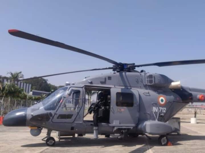 India Navy Chopper Meets With Accident Near Mumbai Coast, 3 Crew Members Rescued Safely Navy Chopper Accident: ఇండియన్ నేవీ చాపర్‌కు ప్రమాదం, ముగ్గురు సిబ్బంది సేఫ్