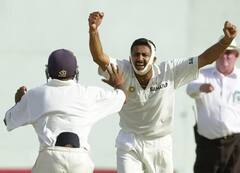 சர்வதேச கிரிக்கெட்டில் அதிக விக்கெட்டுகளை எடுத்த வீரர்கள்...இதோ பட்டியல்..!