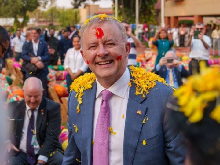 Gujarat Holi: ऑस्ट्रेलियाई प्रधानमंत्री एंथनी अल्बनीज ने ट्विटर पर लिखा कि यहां होली मनाना सम्मान है. होली का बुराई पर अच्छाई की जीत के माध्यम से नवीकरण का संदेश सभी के लिए एक स्थायी अनुस्मारक है.