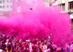 Holi In Pics: ਉੱਡੇ ਰੰਗ ਗੁਲਾਲ,  ਚਿਹਰੇ ਤੇ ਛਾਈ ਖੁਸ਼ੀ, ਲੱਦਾਖ ਤੋਂ ਲੈ ਕੇ ਕੰਨਿਆਕੁਮਾਰੀ ਤੱਕ ਇਦਾਂ ਮਨਾਈ ਹੋਲੀ,  ਵੇਖੋ ਤਸਵੀਰਾਂ