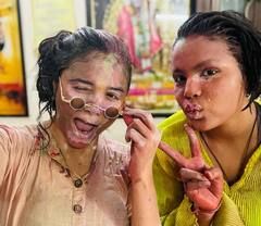 Holi 2023: अनुपमा की बेटी-दामाद से लेकर इन सेलेब्स तक ने यूं सेलिब्रेट की होली