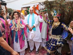 Union Ministers Rajnath Singh, Jaishankar, Rijiju Gather To Celebrate Holi — See Pics