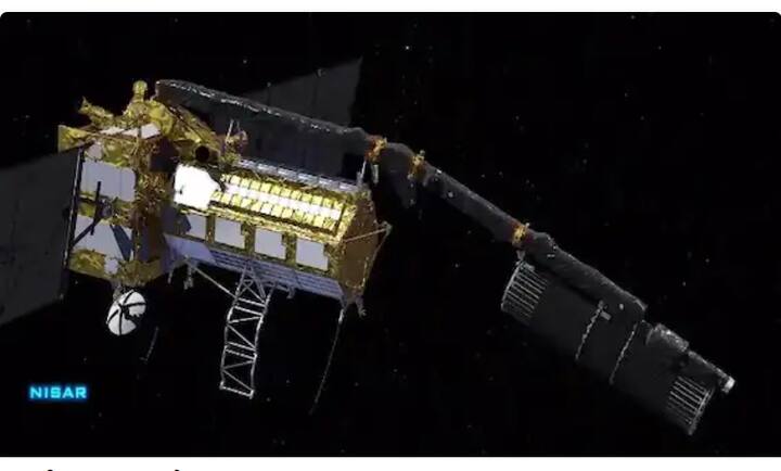 या विमानातून NASA-ISRO सिंथेटिक अपर्चर रडार (NISAR) भारतीय अवकाश संशोधन संस्था (Indian Space Research Organisation) म्हणजेच, इस्त्रो (ISRO) कडे सुपूर्द करण्यात आलं आहे.