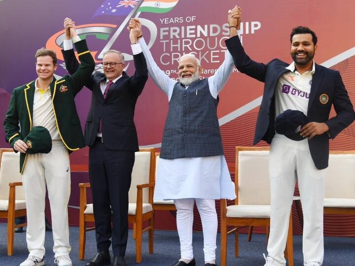 PM Modi at Motera Stadium with Australian PM know the latest live updates ऑस्ट्रेलिया के पीएम संग मोटेरा स्टेडियम पहुंचे पीएम मोदी, खिलाड़ियों का बढ़ाया हौसला, जानिए लेटेस्ट अपडेट