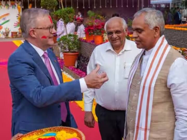 उन्होंने कहा कि हमारे क्षेत्र में असाधारण विकास और गतिशीलता के समय में, हमारे पास भारत के साथ संबंधों को मजबूत करने का एक ऐतिहासिक अवसर है. हमारे विविधता से भरे समाज और बड़े पैमाने पर भारतीय-ऑस्ट्रेलियाई समुदाय के कारण ऑस्ट्रेलिया एक बेहतर स्थान है.